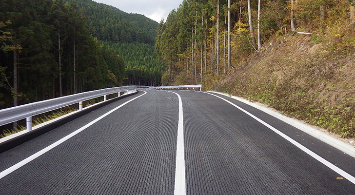 広島湯来線麦谷2工区舗装改良その他工事